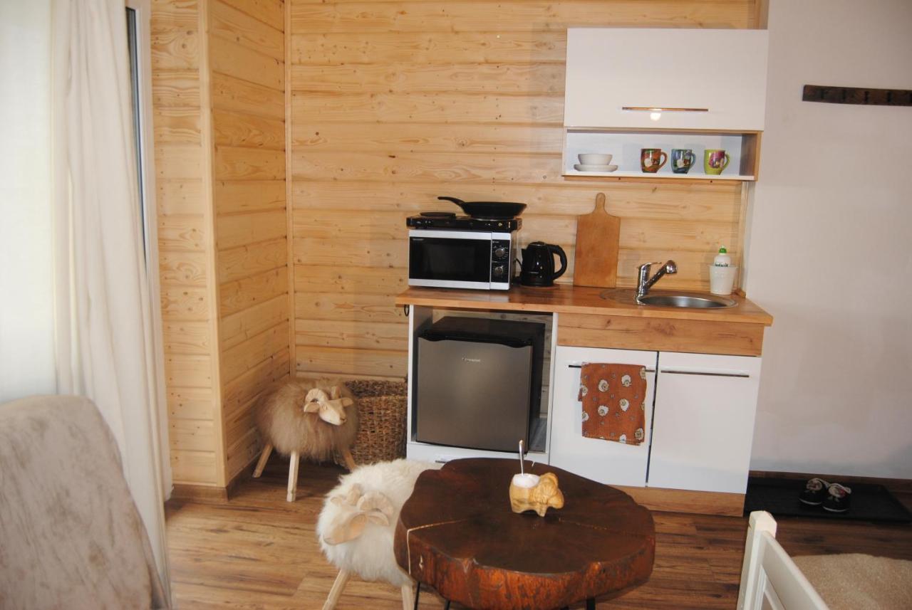 Miedzy Owcami Apartment สโรโมฟเซ วิชเน ภายนอก รูปภาพ