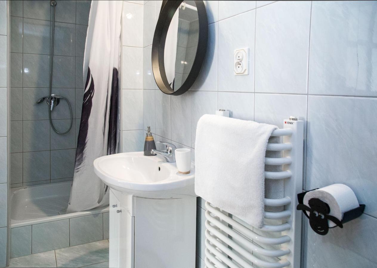 Miedzy Owcami Apartment สโรโมฟเซ วิชเน ภายนอก รูปภาพ