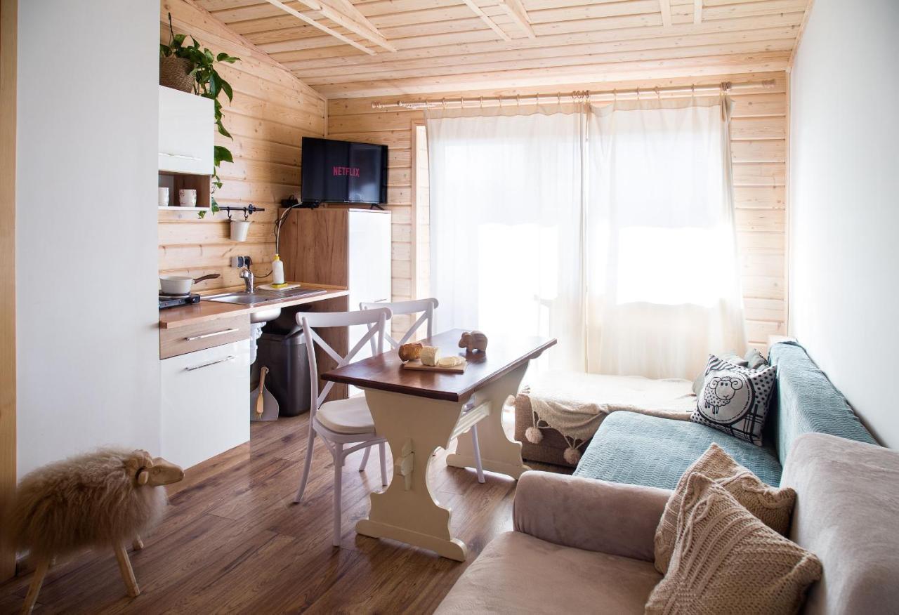 Miedzy Owcami Apartment สโรโมฟเซ วิชเน ภายนอก รูปภาพ